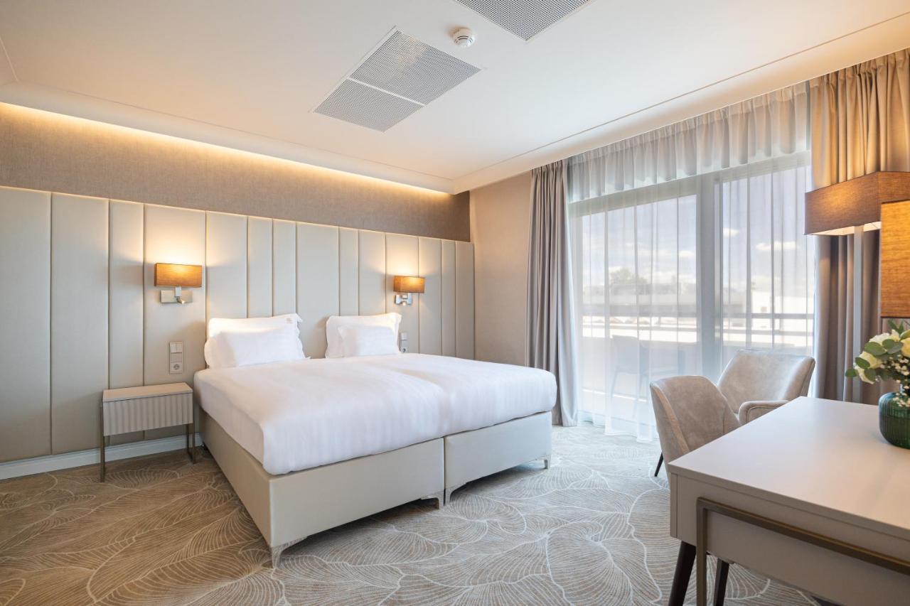 Hotel Gerardus Сегед Екстериор снимка