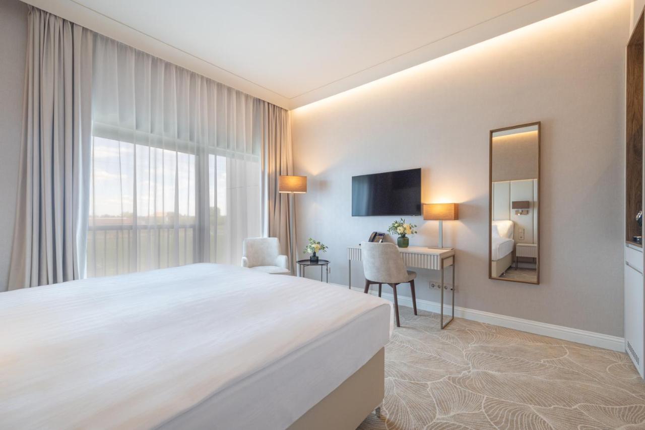 Hotel Gerardus Сегед Екстериор снимка