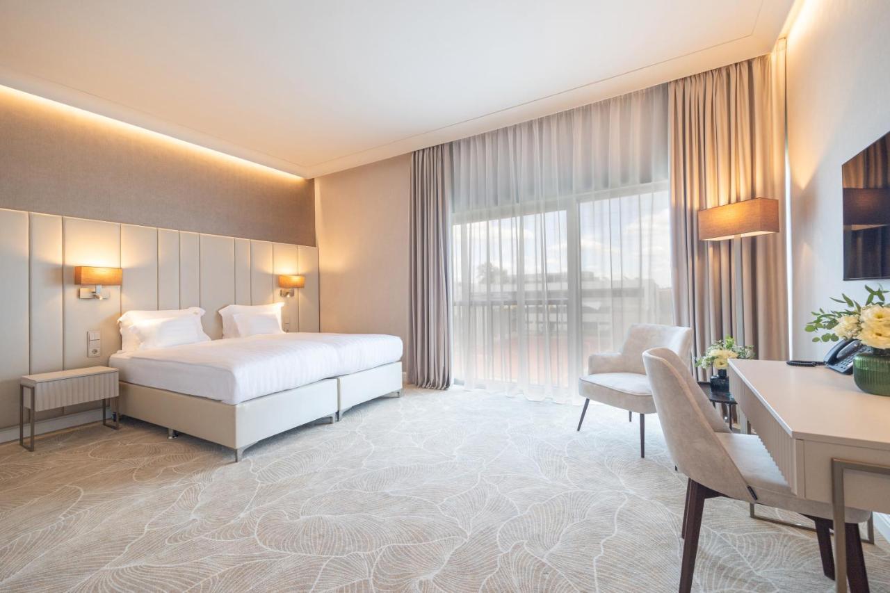 Hotel Gerardus Сегед Екстериор снимка